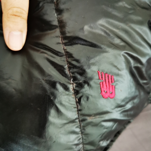 down vest - Picture 3 of 9